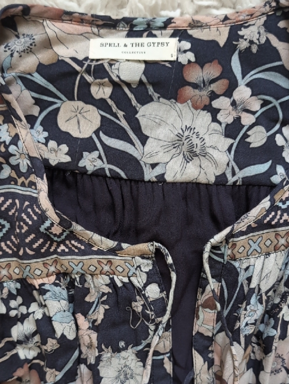 HOLD. Spell Amethyst Garden Party Dress Kimono - Picture 2 of 6